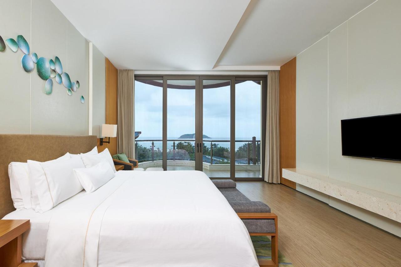 The Westin Shimei Bay Resort Wanning Dış mekan fotoğraf